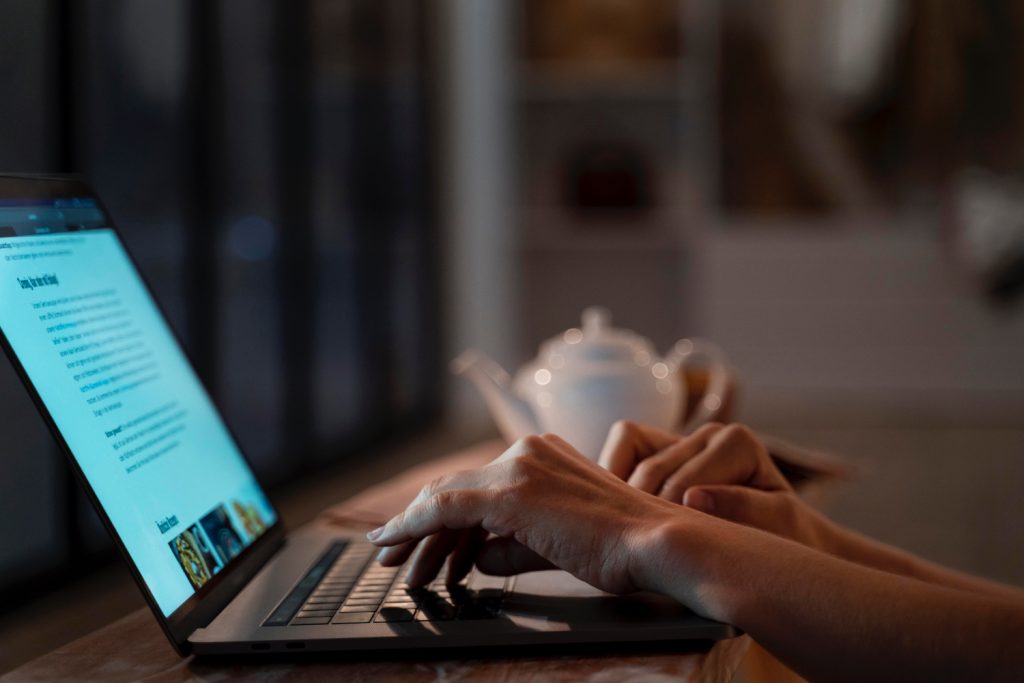 Unlocking the Power of Newsletters: Connecting and Engaging Readers | Ecommerce Edge Digest Newsletter Article