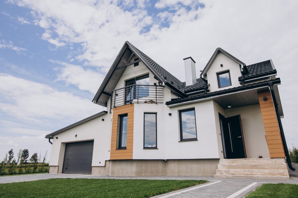 Risk Mitigation Tactics for Healthcare Professionals Investing in Property | StrategyDriven Practices for Professionals Article