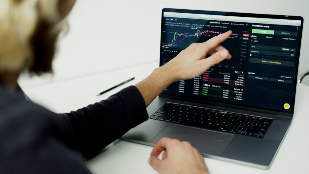 Beyond Quarterly Earnings: How Adopting a Stewardship Mindset Builds Enterprise Value | StrategyDriven Managing Your Finances Article