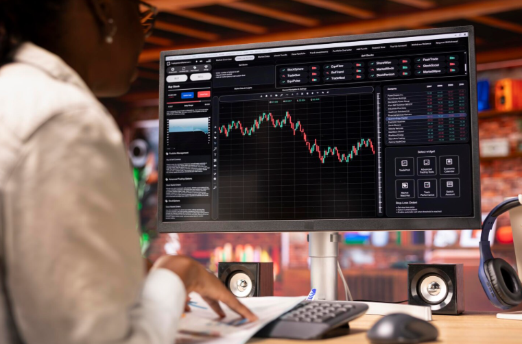 Why Today’s Traders Are Choosing Smarter Paths to Profit | StrategyDriven Entrepreneurship Article