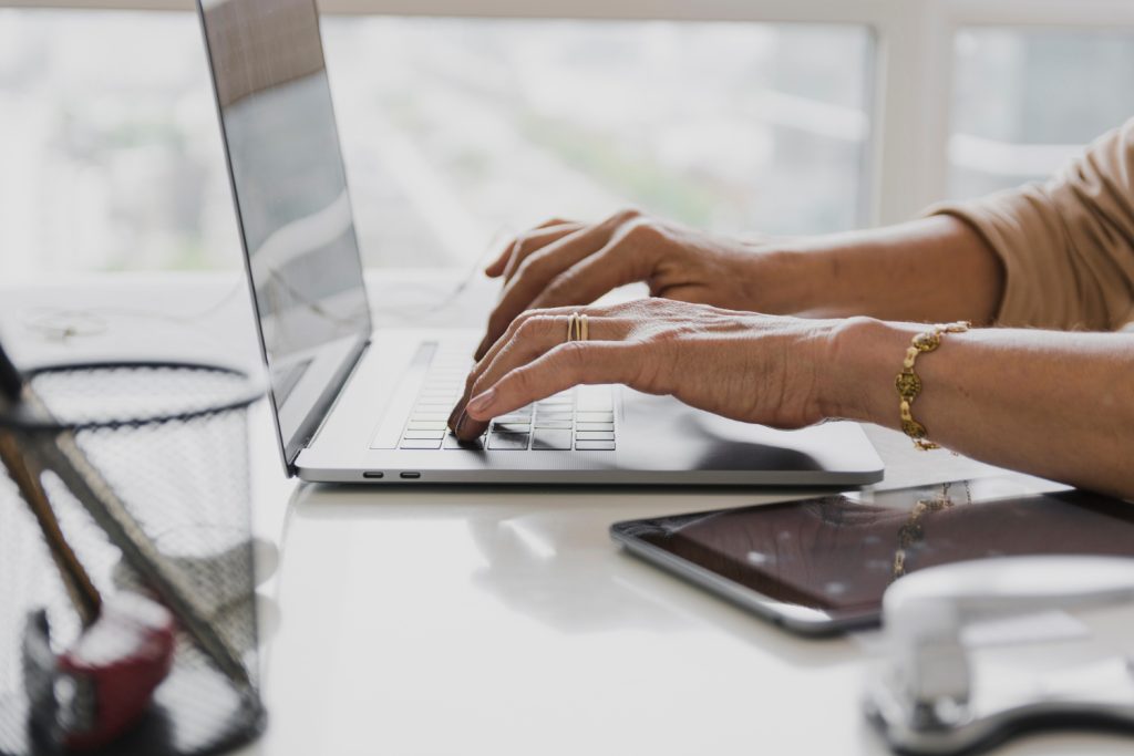 Your Guide to Writing Meta Descriptions That Win Clicks | StrategyDriven Online Marketing and Website Development Article